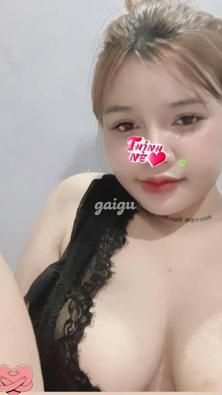 ♡KHÁNH ĐAN – NGOAN, CHUPPY, CHIỀU KHÁCH♡