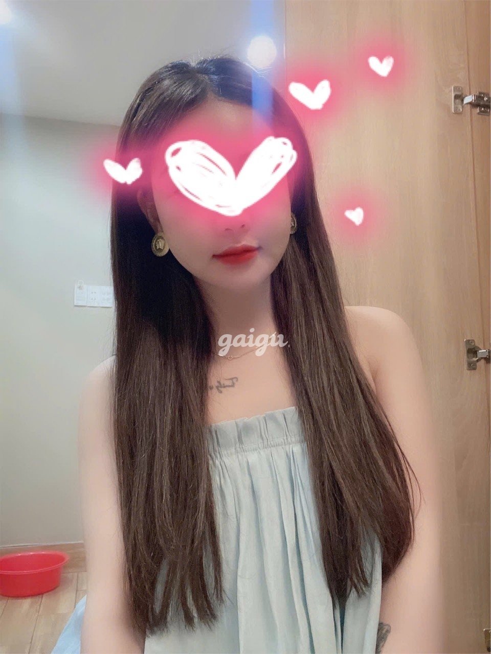 HOTGIRL U2000❤️UYÊN LAVIE-FACE CỰC XINH TEEN HÚT HỒN MỌI CHECKER